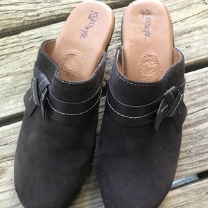 Leather Slip-on High Heels